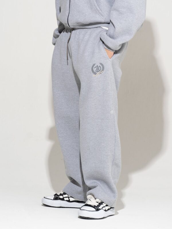 CALÇA MOLETOM “SCUDERIA” COR MESCLA