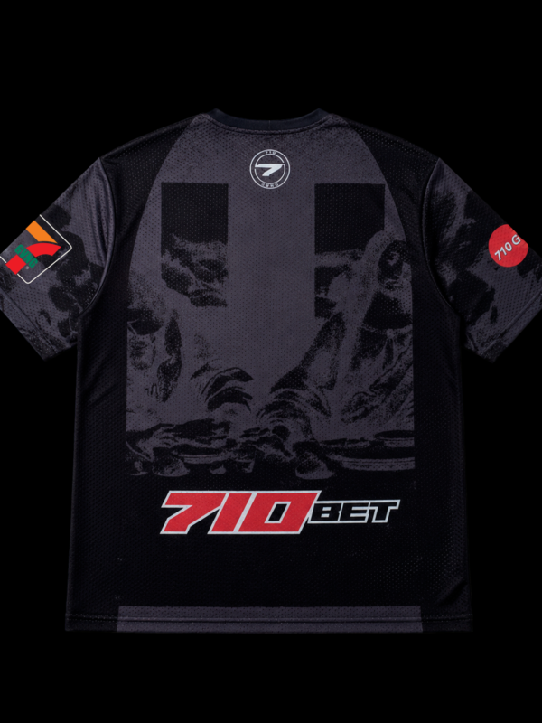 CAMISETA "SANTA CEIA" PRETA