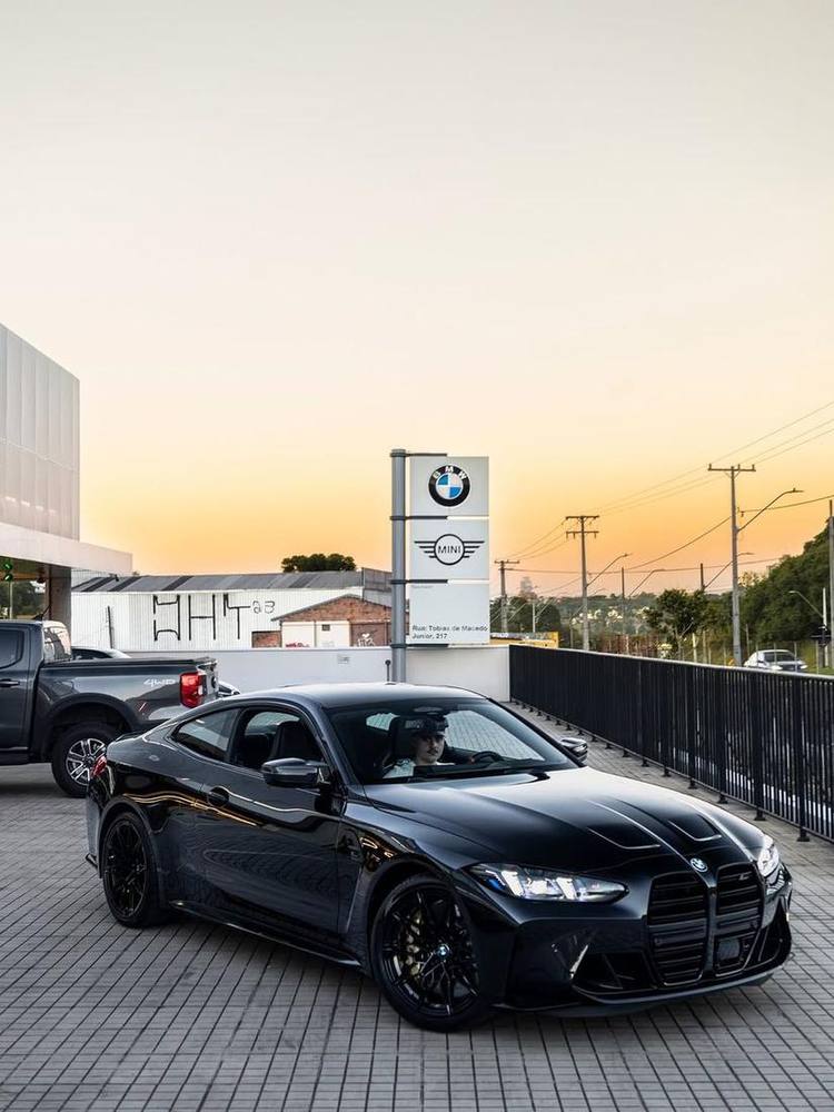 BMW M4 Competition — Track